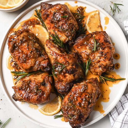 Landscape photo of lemon rosemary chicken.