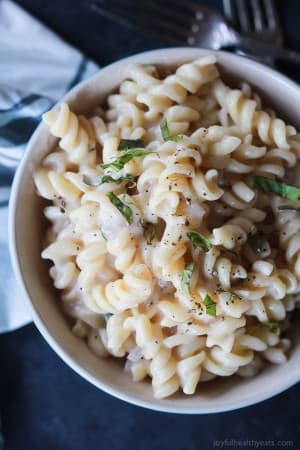 Sriracha Mac and Cheese | Spicy Mac and Cheese Recipe