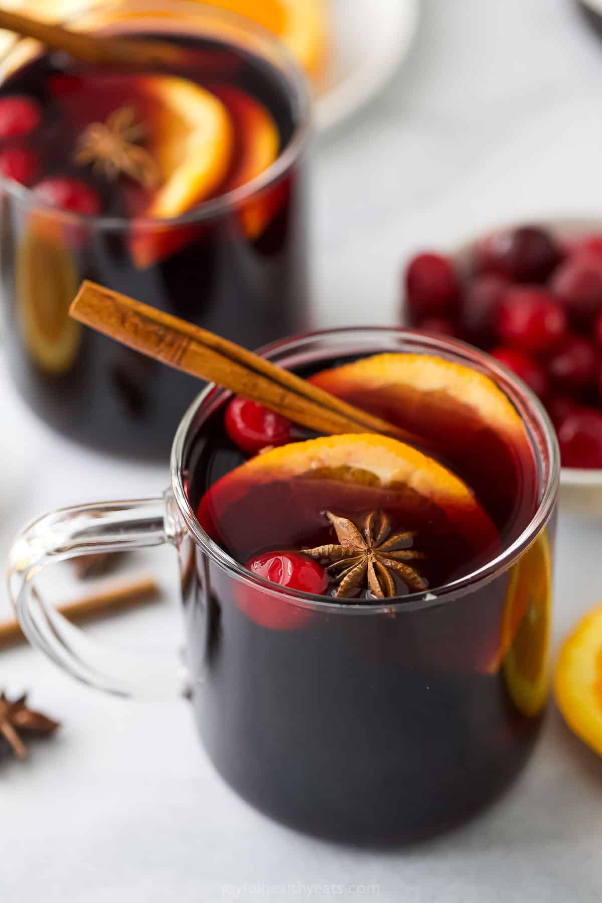 Mulled Wine: The Ultimate Holiday Party Pleaser (Spiced Hot Wine