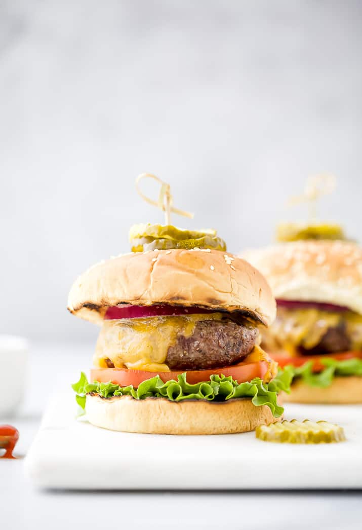 https://www.joyfulhealthyeats.com/wp-content/uploads/2020/07/Ultimate-Guide-for-How-to-Grill-the-Burgers-web-7.jpg